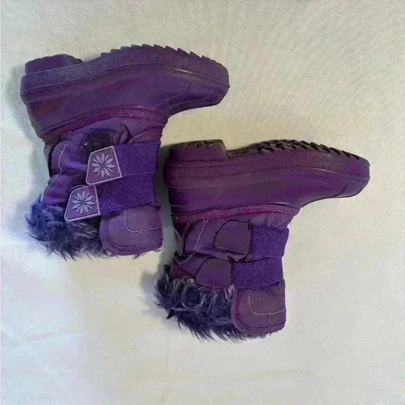Girls size 5/6 snow boots, #H320 - Picture 3 of 4